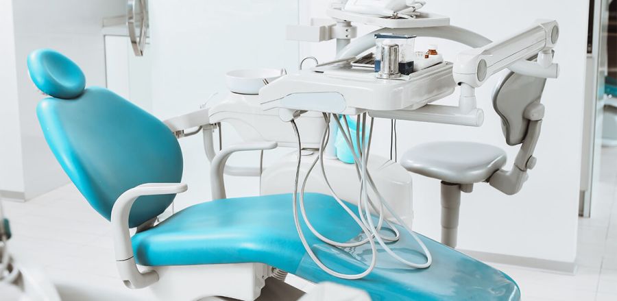 AmTrust Studi Dentistici è la polizza per la responsabilità civile degli studi dentistici che svolgono esclusivamente l’attività di odontoiatria